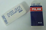 Ластик Milan "4024" 50*23*9мм с держателем, для ч/гр.каранд. B-2B-4B