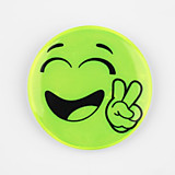 Светоотражающий значок «Всем мир» d=5,8см цвет МИКС